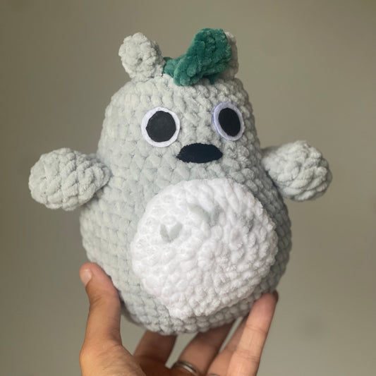 Peluche unique Totoro au crochet, fait main en Normandie